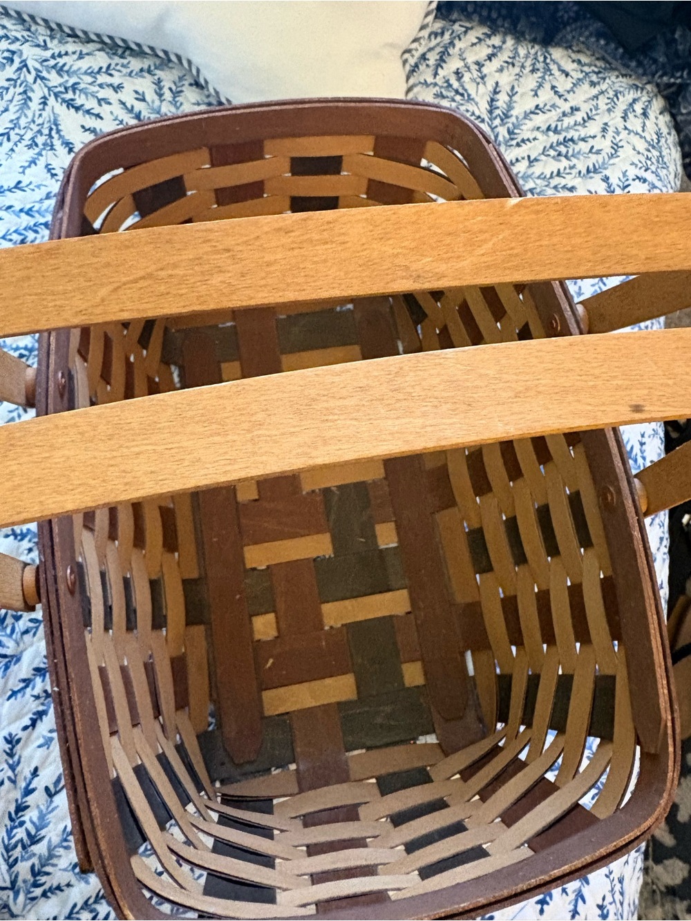 Longaberger medium market basket - Picture 3 of 7